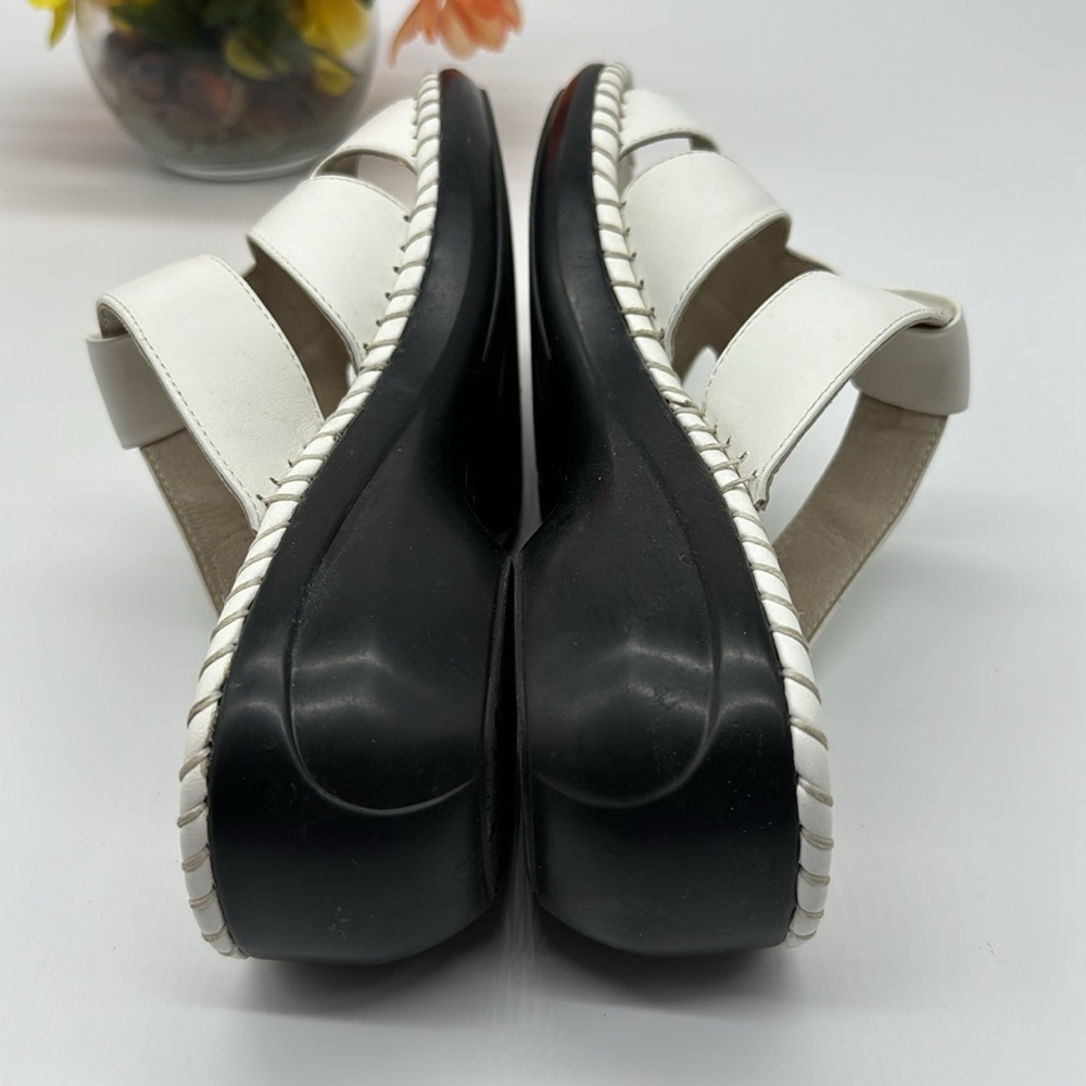 Propet White Slip On Sandals Size 7.5 MCS5645K - Picture 4 of 7